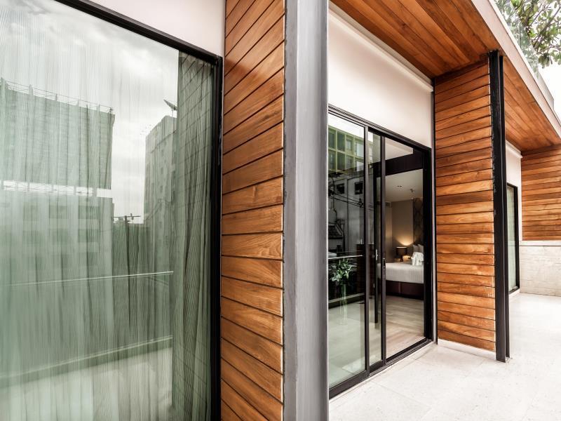 Arcadia Residence Ploenchit By Compass Hospitality Бангкок Екстер'єр фото